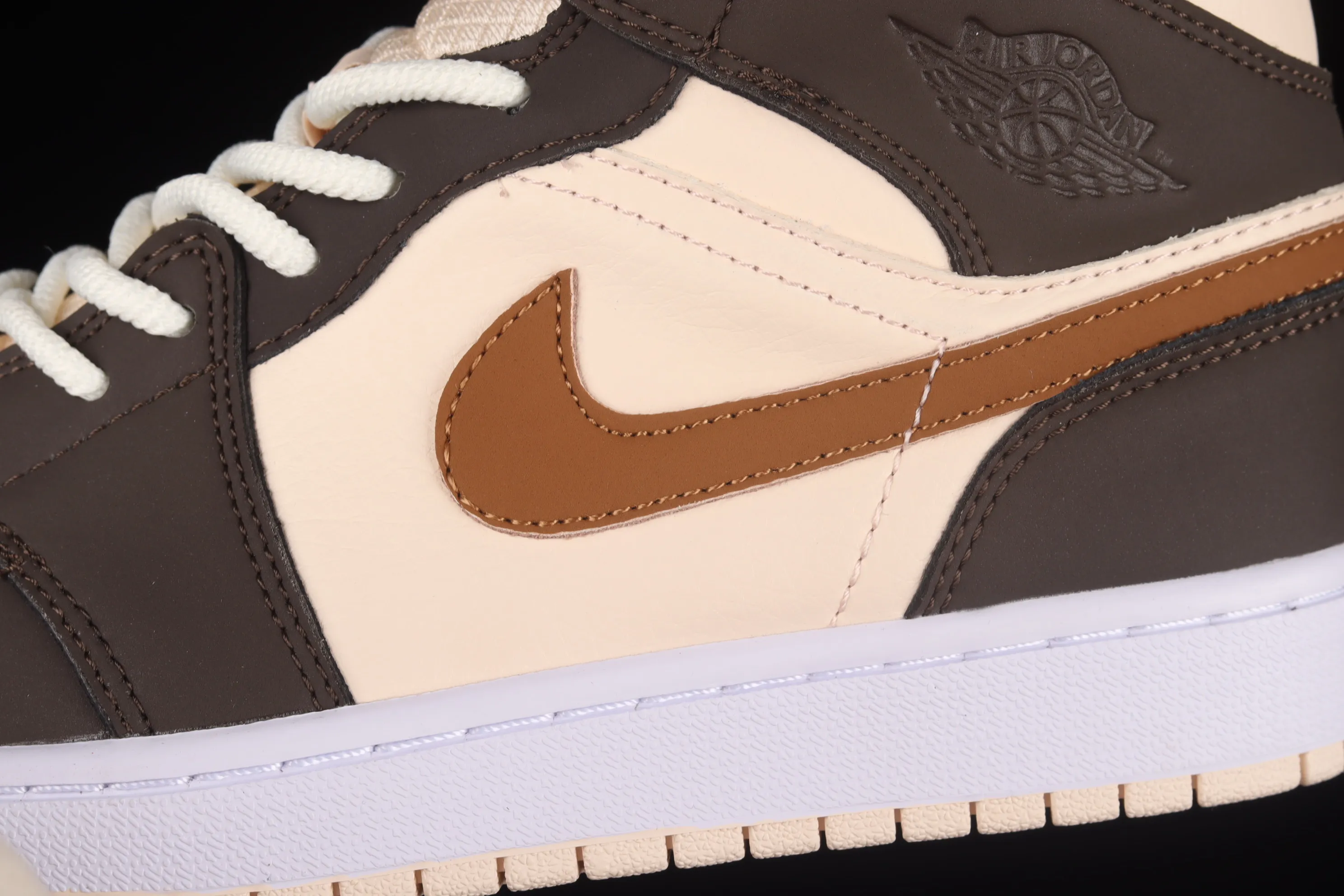 All categories Air Jordan Jordan series basketball shoes Air Jordan 1 Mid Z version Air Jordan 1 Mid AJ1 Joe 1 meter brown mid-top retro basketball shoes DO6699-200